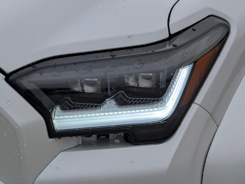 Thumbnail: 2025 Toyota 4Runner - 25
