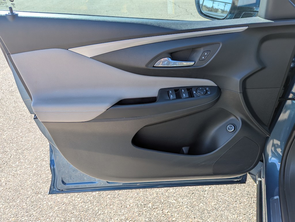 2024 Buick Envista Avenir 34