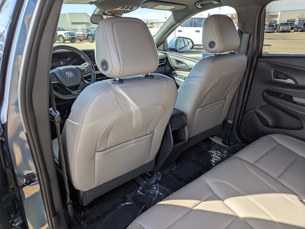 2024 Buick Envista Avenir 36