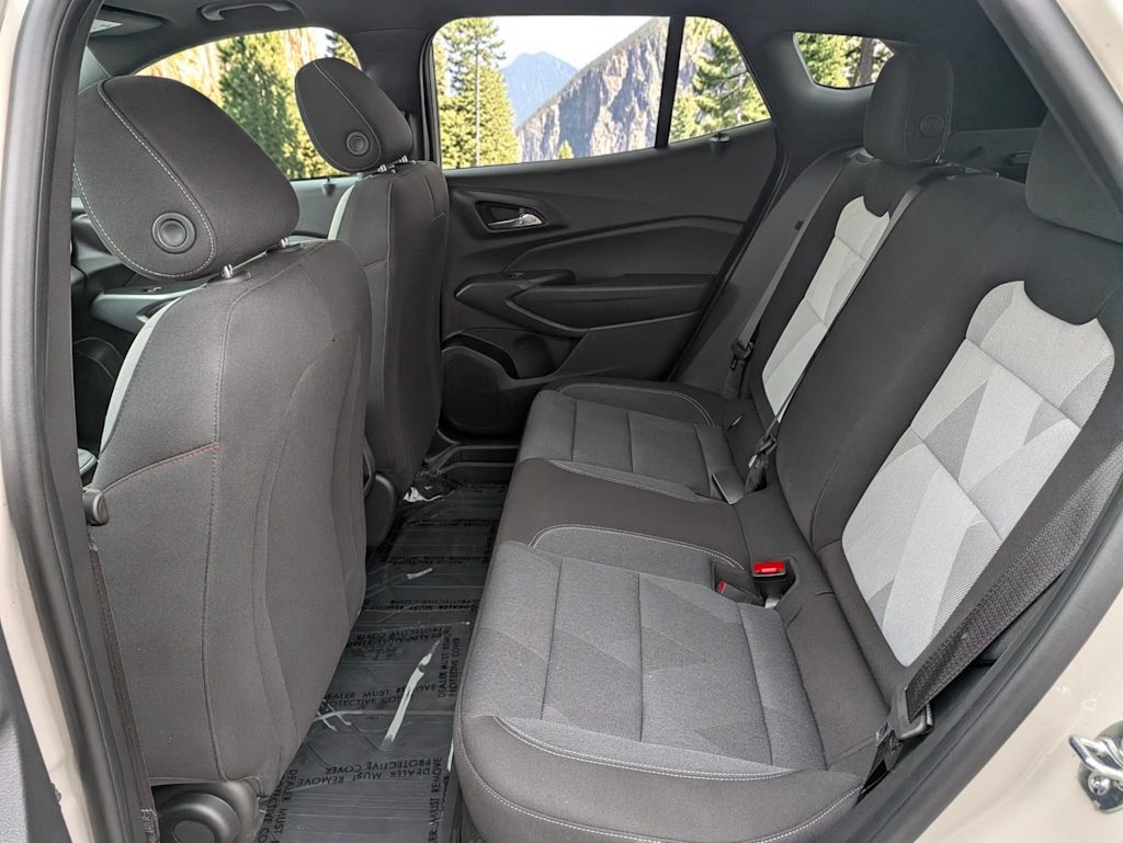 Thumbnail: 2026 Chevrolet Trax - 13