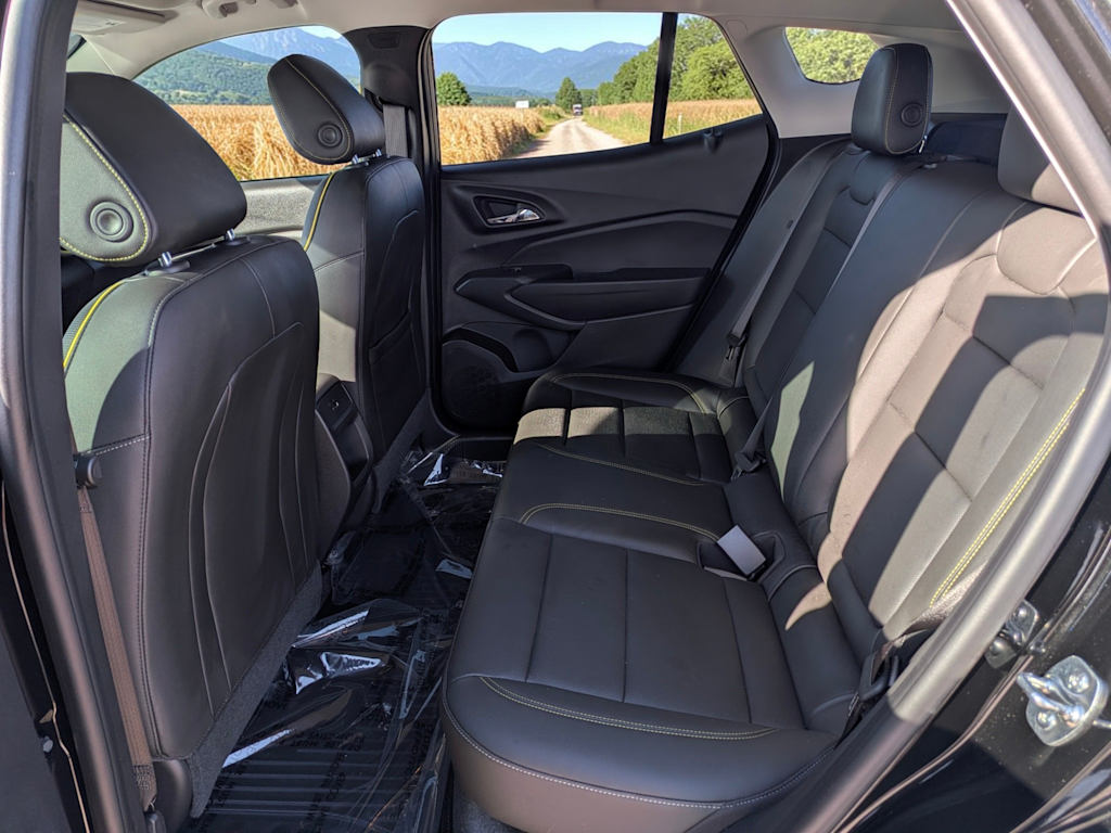 Thumbnail: 2026 Chevrolet Trax - 12