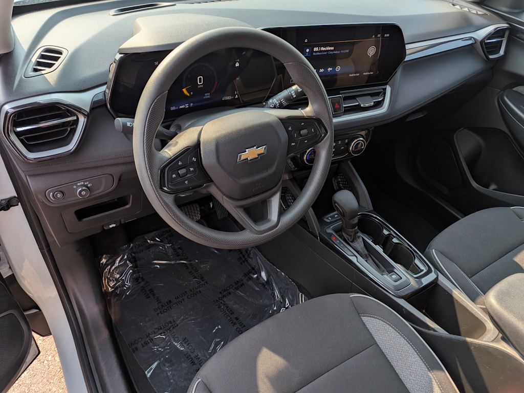 Thumbnail: 2025 Chevrolet TrailBlazer - 2