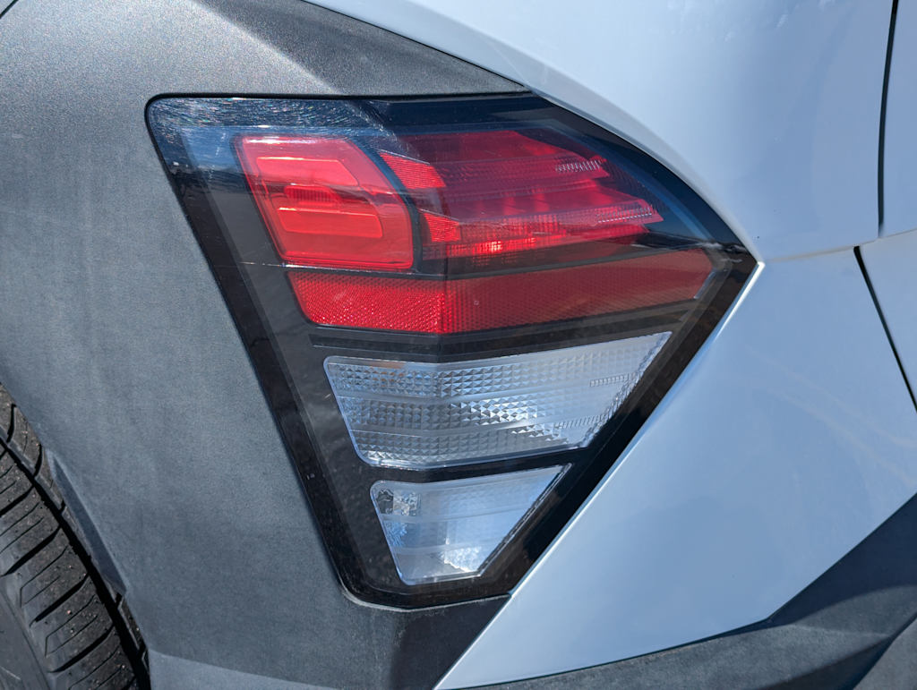 2024 Hyundai Kona SEL 27