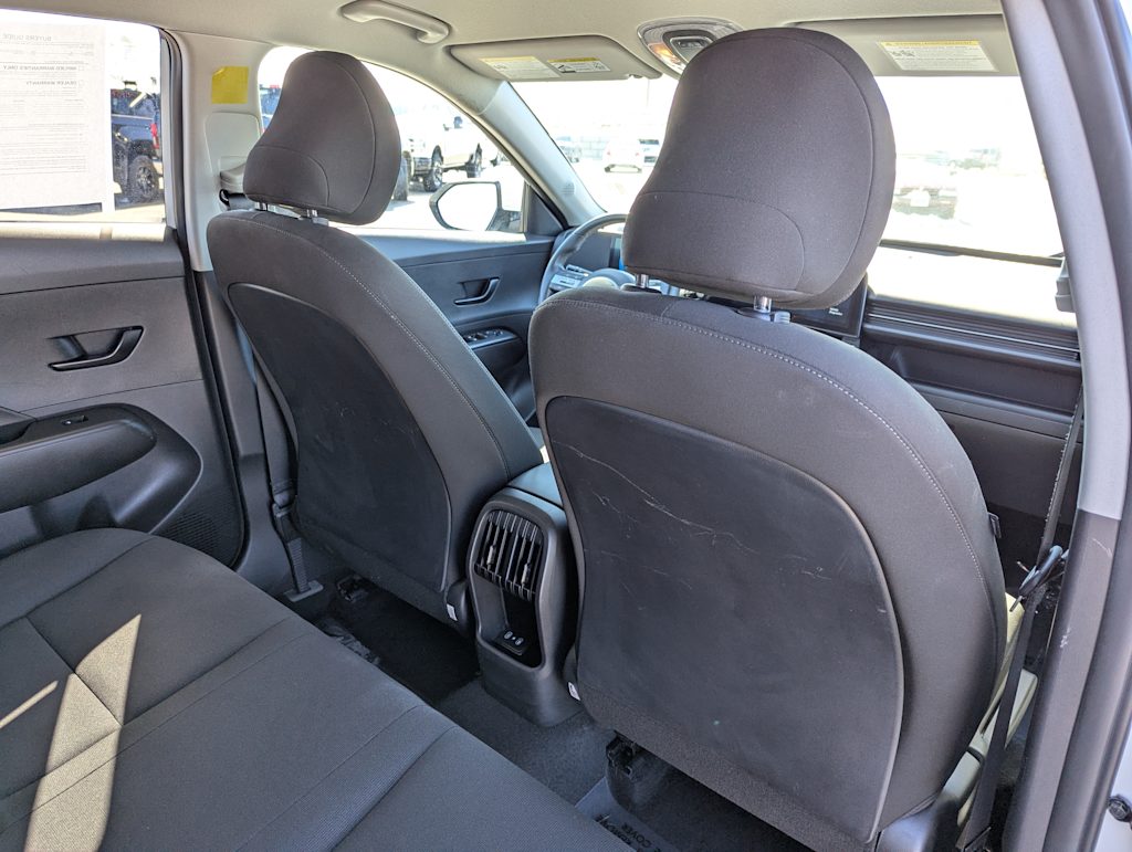 2024 Hyundai Kona SEL 37