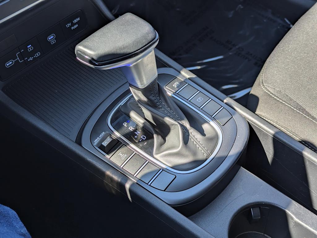 2024 Hyundai Kona SEL 17