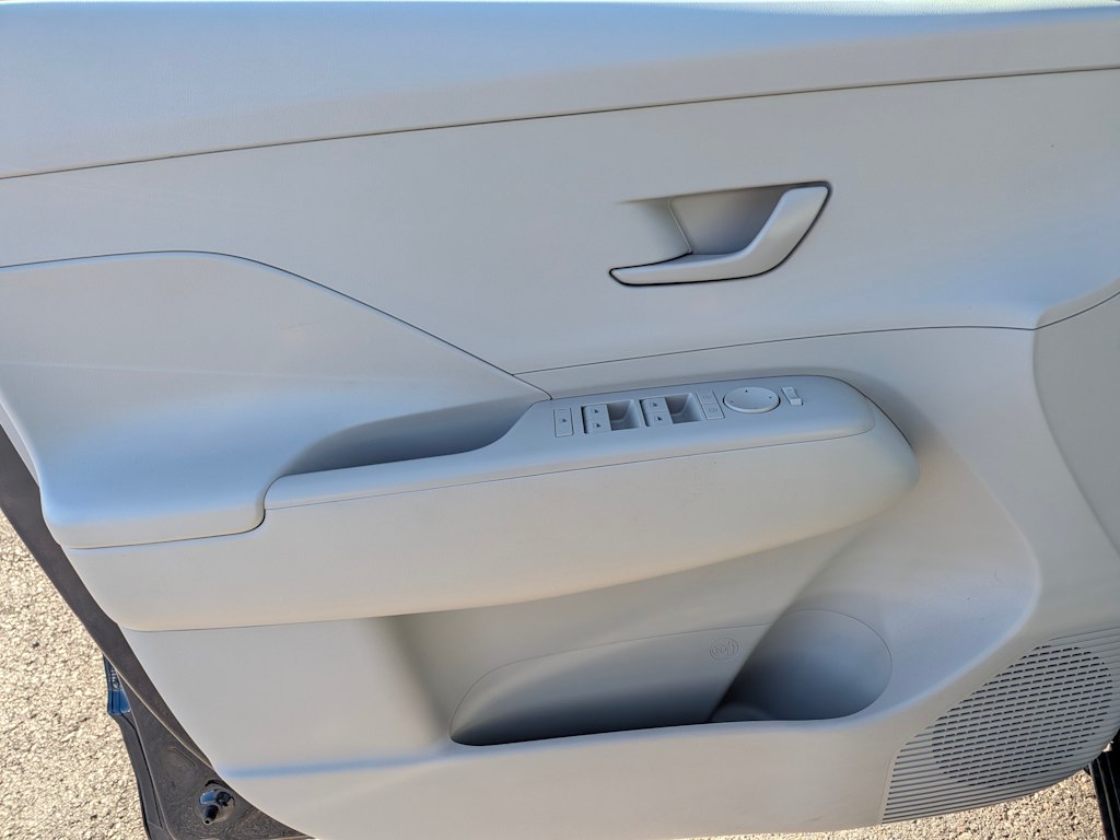 Thumbnail: 2025 Hyundai Kona - 25