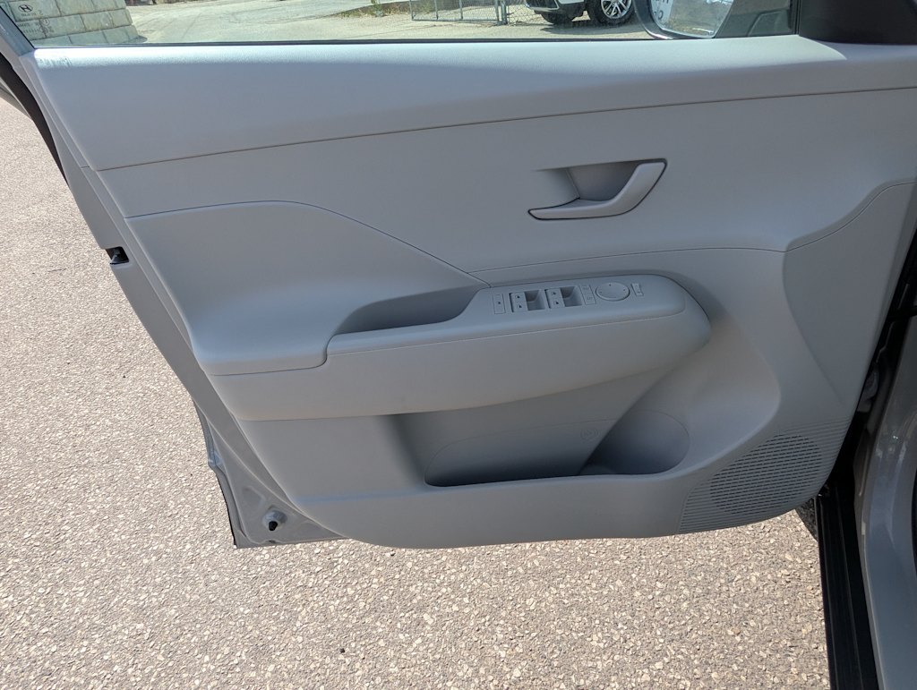 2024 Hyundai Kona SEL 33