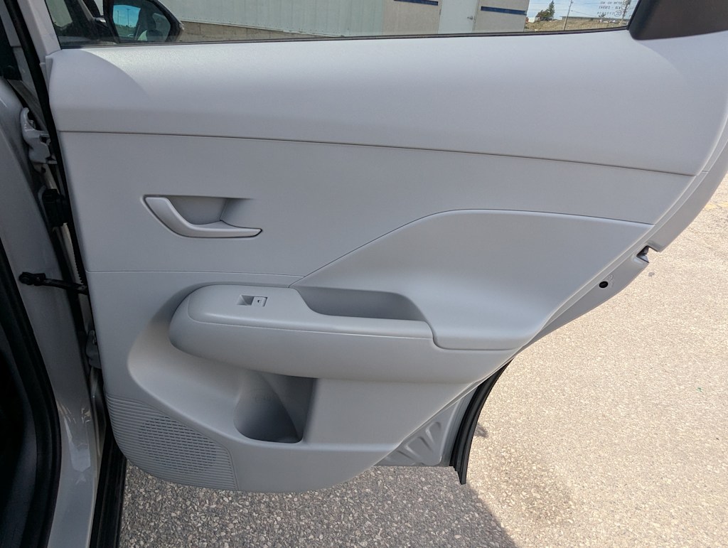 2024 Hyundai Kona SEL 39