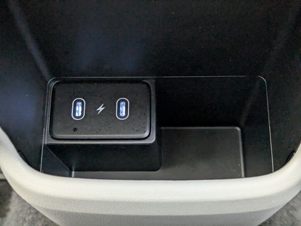 2024 Hyundai Kona SEL 40