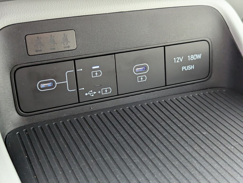 2024 Hyundai Kona SEL 43