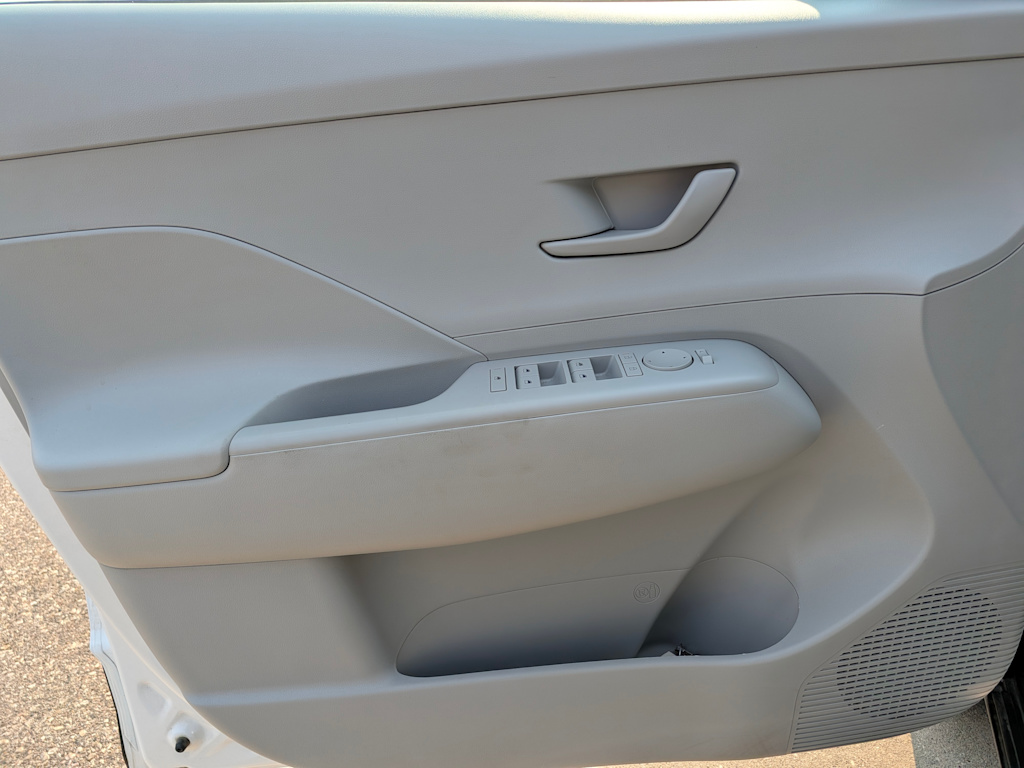 Thumbnail: 2025 Hyundai Kona - 25