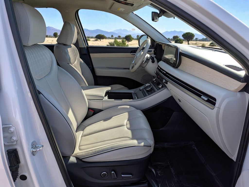 Thumbnail: 2023 Hyundai Palisade - 12