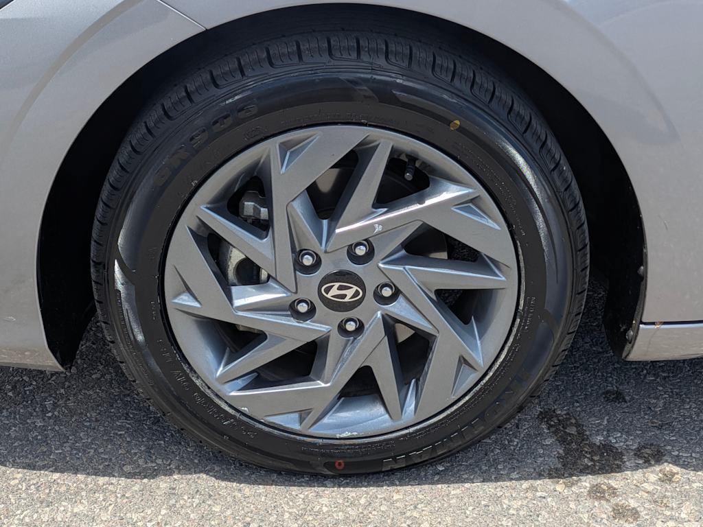 Thumbnail: 2024 Hyundai Elantra - 8
