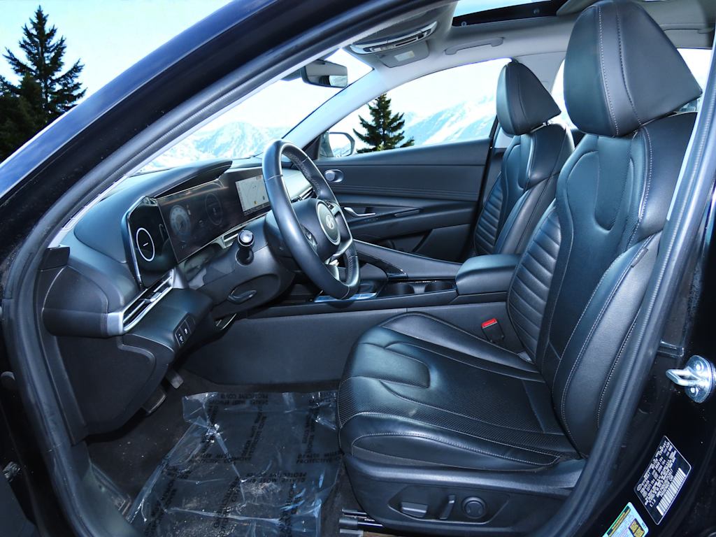 Thumbnail: 2024 Hyundai Elantra - 11