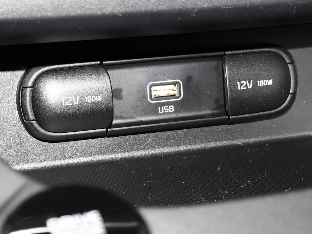 Thumbnail: 2023 Kia Seltos - 40