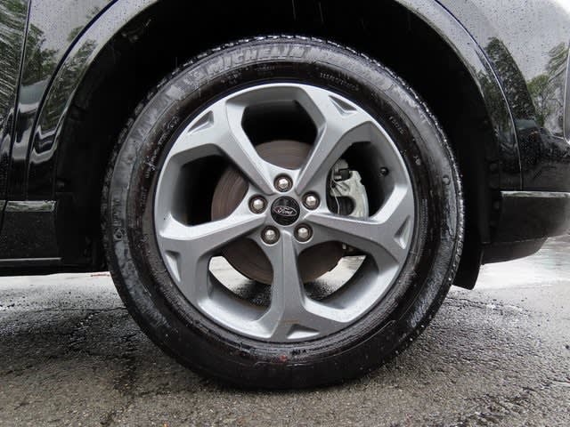 Thumbnail: 2023 Ford Escape - 8