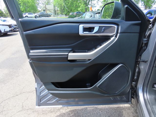 Thumbnail: 2023 Ford Explorer - 25