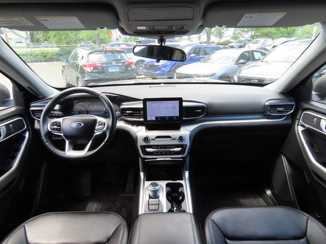 Thumbnail: 2023 Ford Explorer - 9