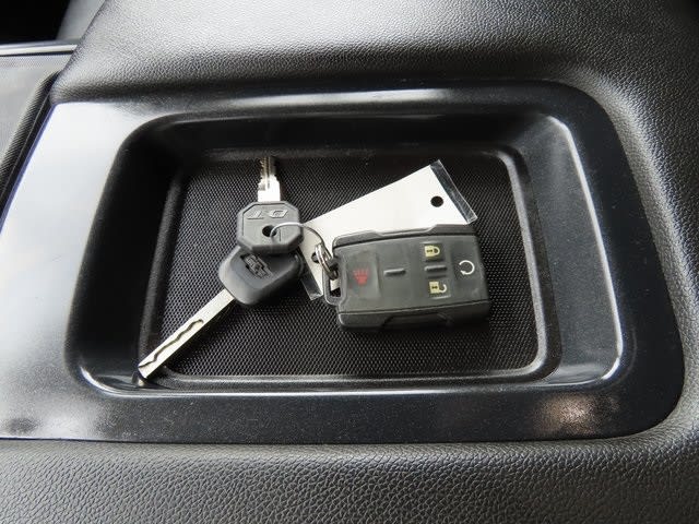 Thumbnail: 2017 Chevrolet Silverado 1500 - 26