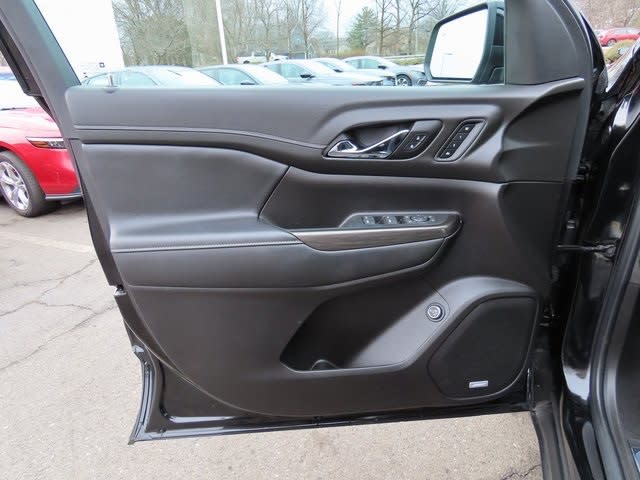 Thumbnail: 2023 GMC Acadia - 23