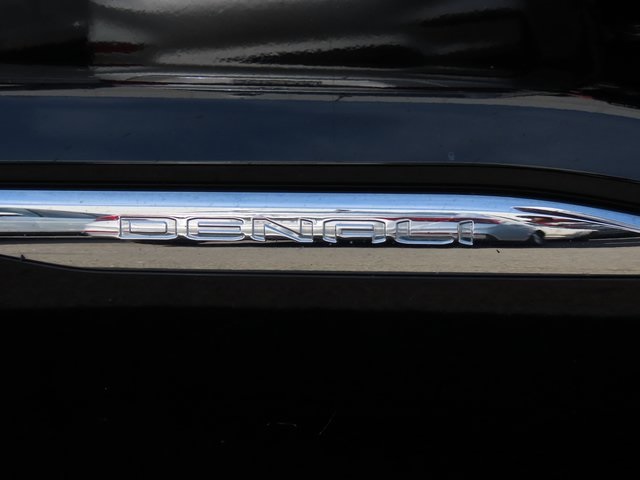 2022 GMC Acadia Denali 20
