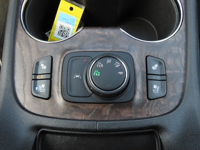 2022 GMC Acadia Denali 27