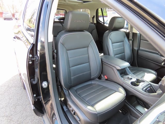 2022 GMC Acadia Denali 12
