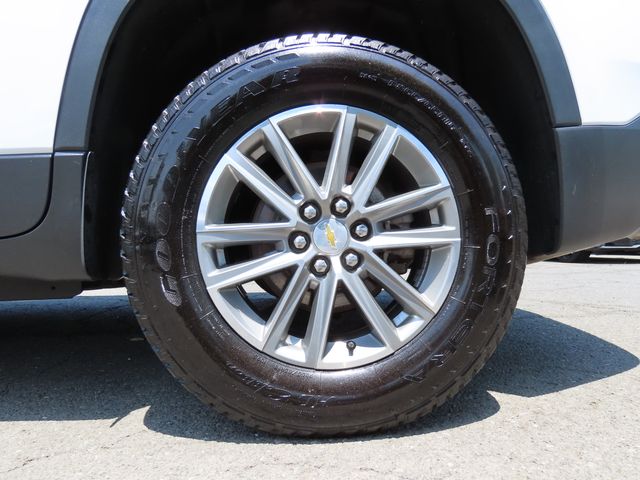 Thumbnail: 2023 Chevrolet Traverse - 8