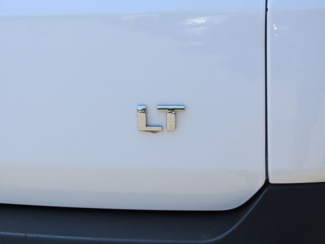 Thumbnail: 2023 Chevrolet Traverse - 19