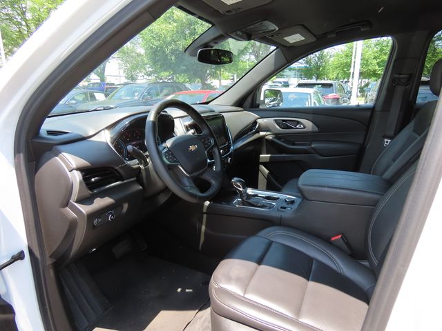 Thumbnail: 2023 Chevrolet Traverse - 11