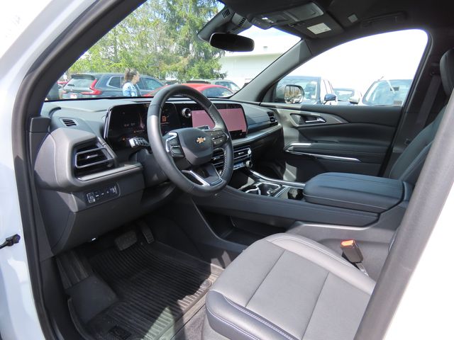 Thumbnail: 2024 Chevrolet Traverse - 2