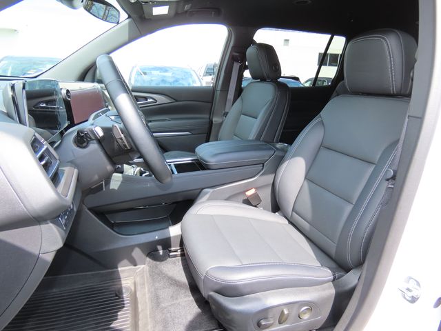 Thumbnail: 2024 Chevrolet Traverse - 10