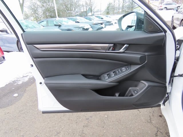 Thumbnail: 2022 Honda Accord - 22