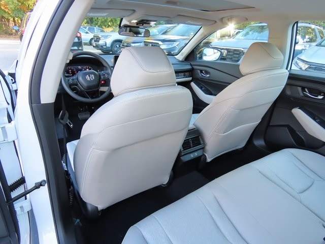 Thumbnail: 2025 Honda Accord - 19