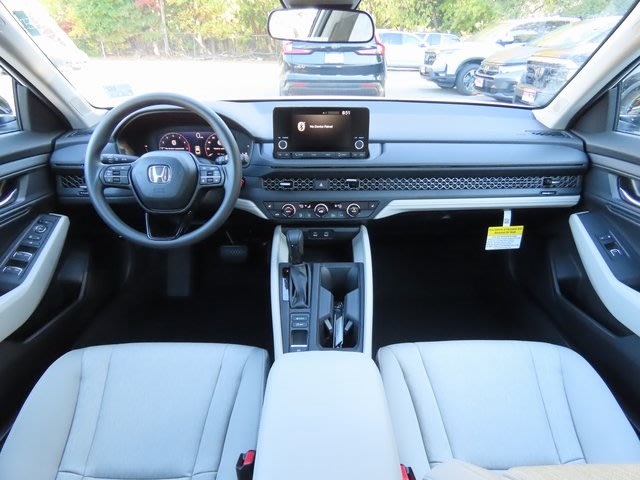 Thumbnail: 2025 Honda Accord - 10