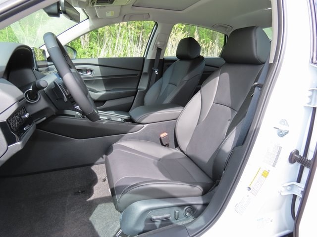 Thumbnail: 2025 Honda Accord - 10