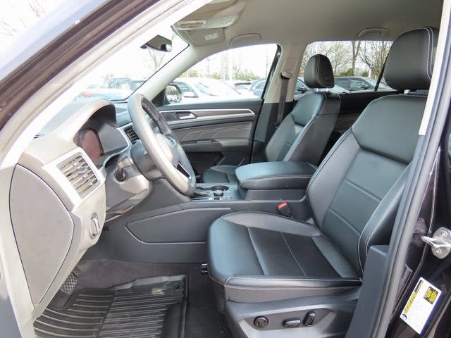 Thumbnail: 2022 Volkswagen Atlas - 9