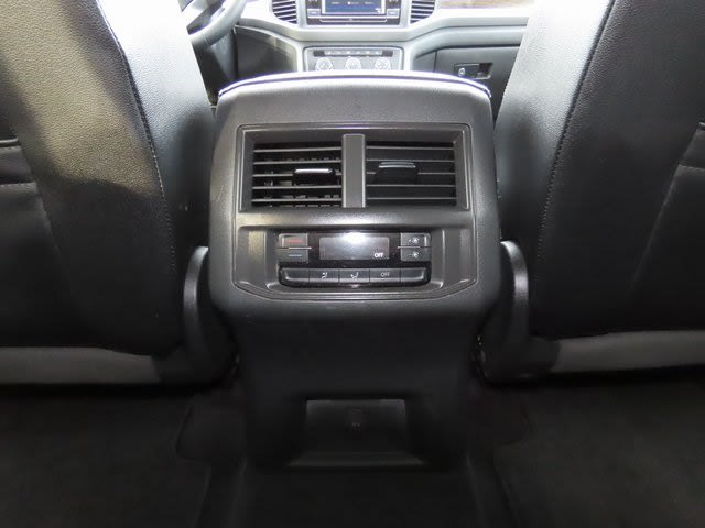 Thumbnail: 2022 Volkswagen Atlas - 28