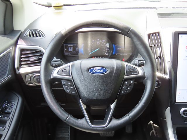 Thumbnail: 2022 Ford Edge - 9