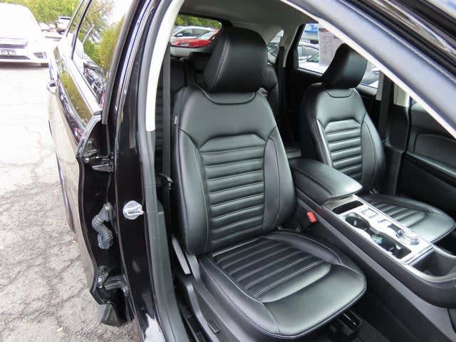 Thumbnail: 2023 Ford Edge - 23