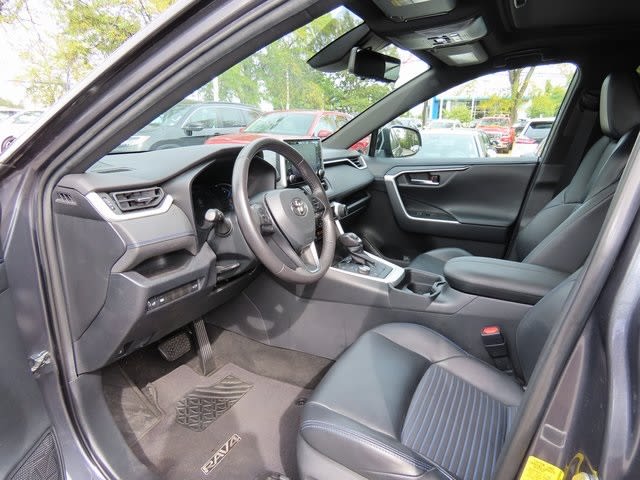 Thumbnail: 2019 Toyota RAV4 - 11