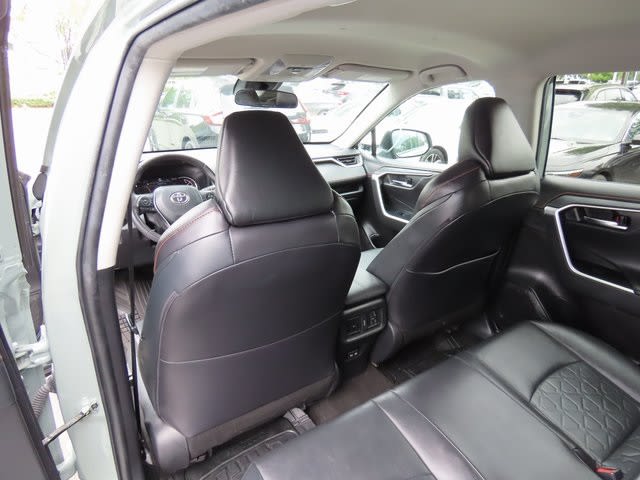 Thumbnail: 2022 Toyota RAV4 - 22