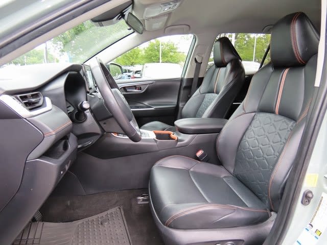 Thumbnail: 2022 Toyota RAV4 - 11