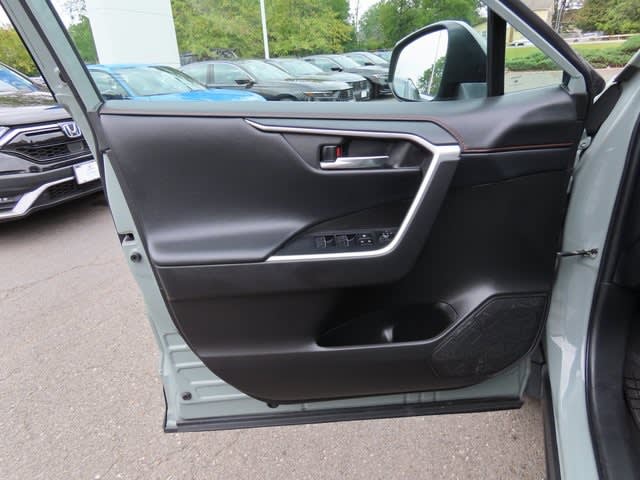 Thumbnail: 2022 Toyota RAV4 - 23