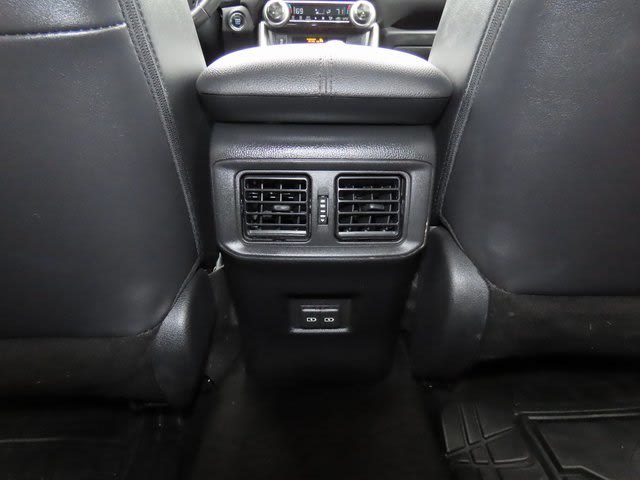 Thumbnail: 2022 Toyota RAV4 - 25