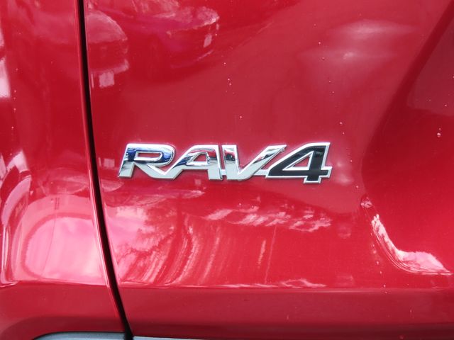 Thumbnail: 2022 Toyota RAV4 - 7