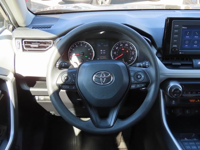 2021 Toyota RAV4 XLE 14