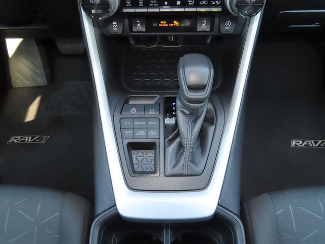 Thumbnail: 2024 Toyota RAV4 - 15