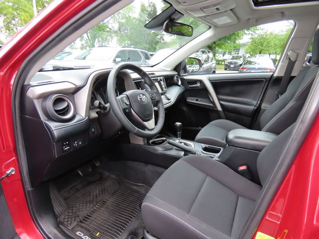 Thumbnail: 2018 Toyota RAV4 - 2