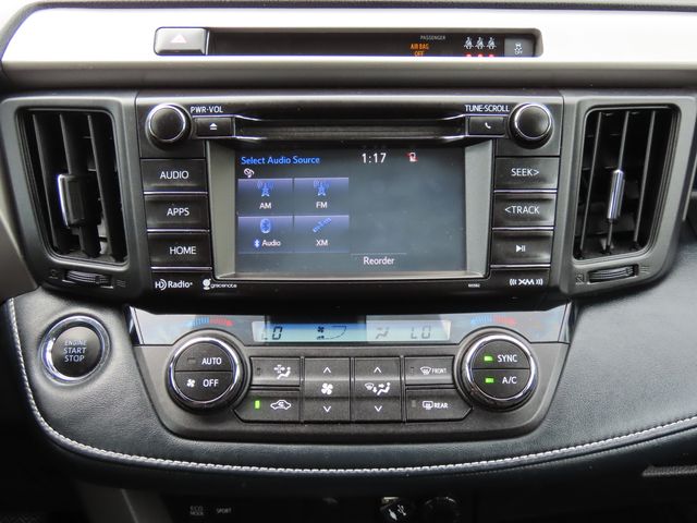Thumbnail: 2018 Toyota RAV4 - 15